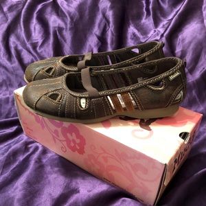 MUDD Brown slip-on sneakers Like NEW